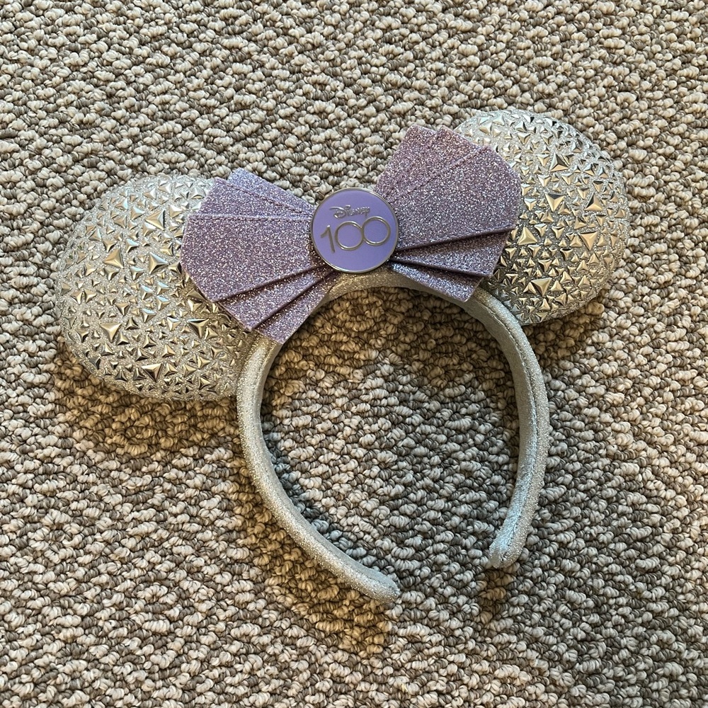 Disney Parks D100 Minnie Mouse Ears